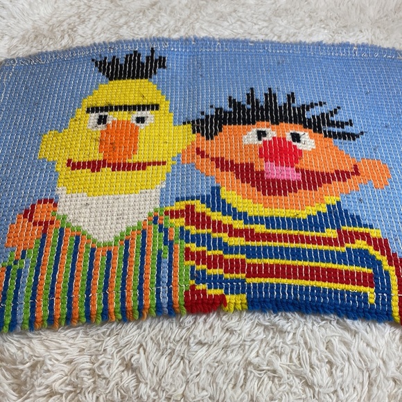 Vintage Bert and Ernie Latch Hook Rug-Sesame Street - Picture 7 of 7
